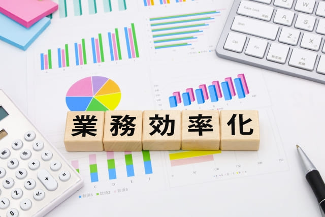 クラウド型配車管理システムの特徴と自動化がもたらす業務効率の変革
