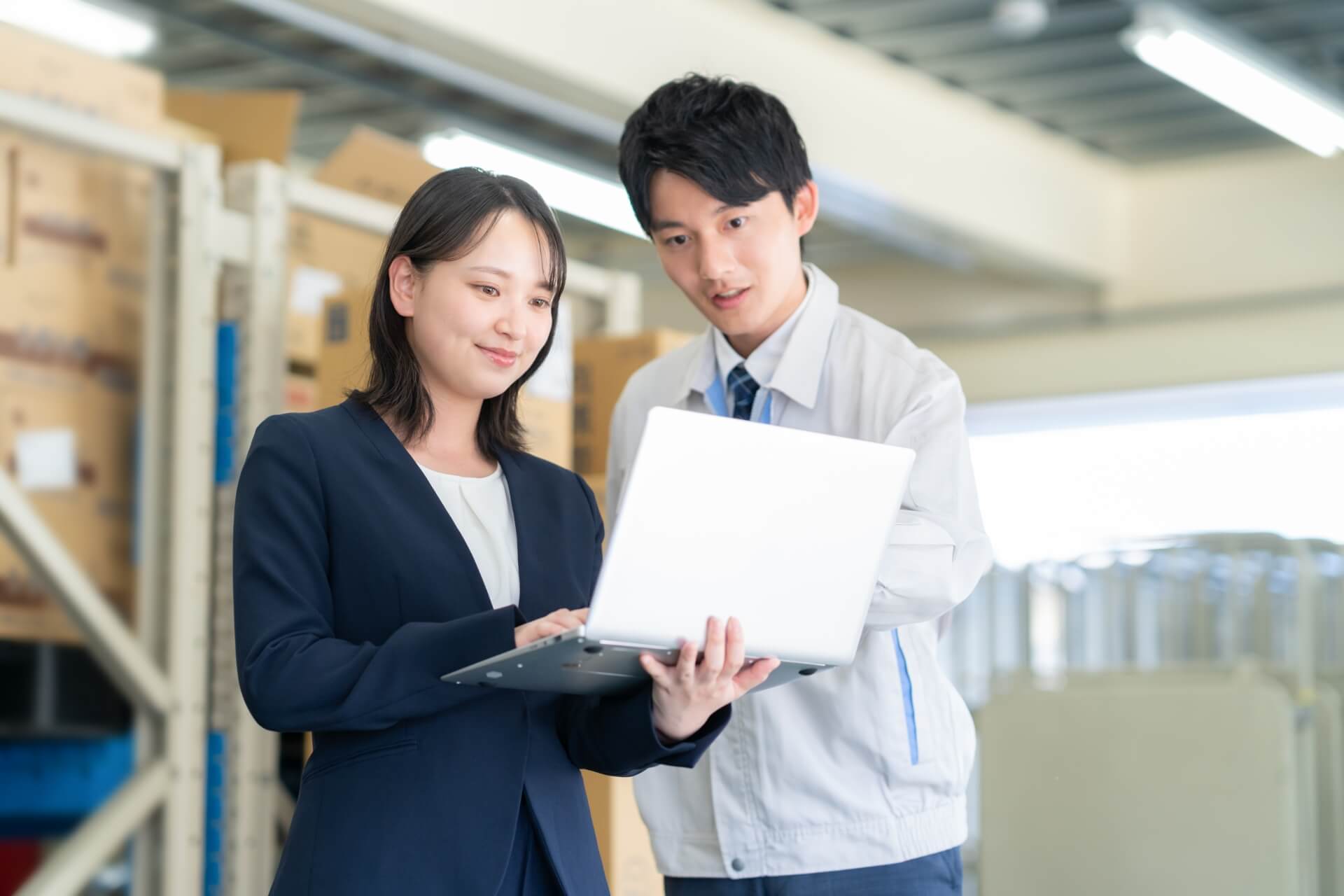納品処理を効率化する売上管理システムの活用法